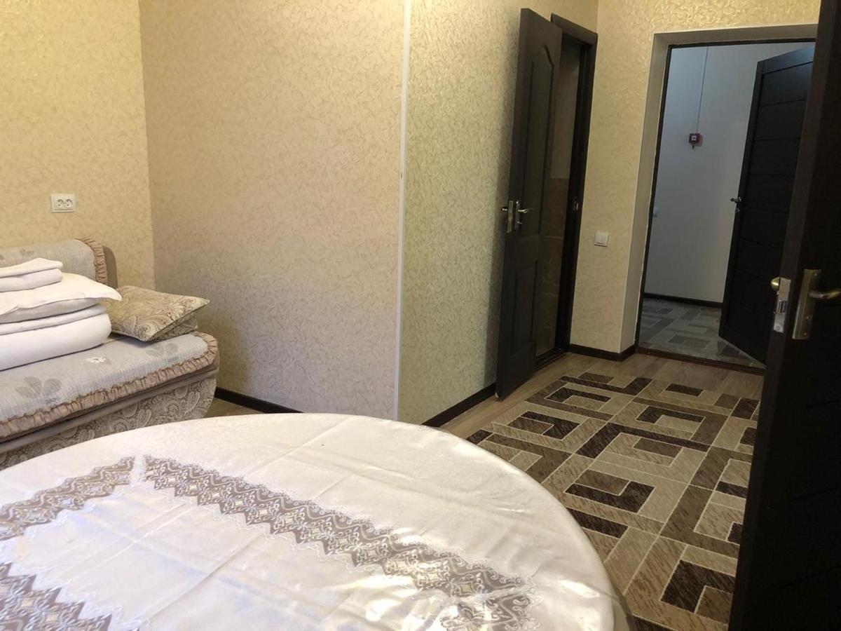 Keruen Hotell Taraz Exteriör bild