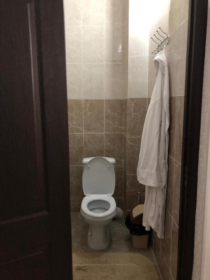Keruen Hotell Taraz Exteriör bild