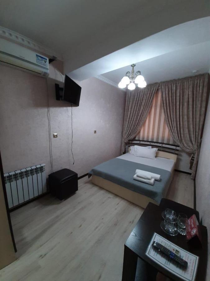 Keruen Hotell Taraz Exteriör bild