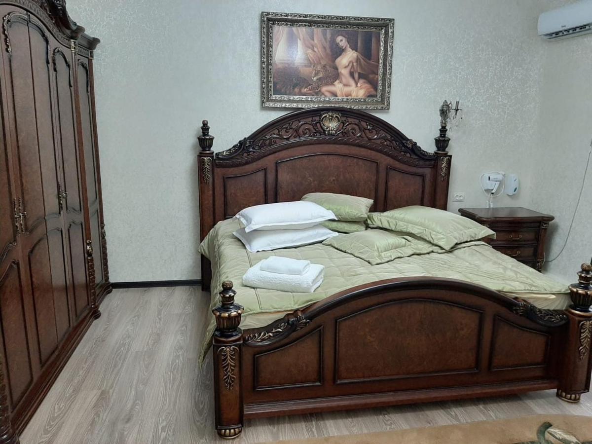Keruen Hotell Taraz Exteriör bild
