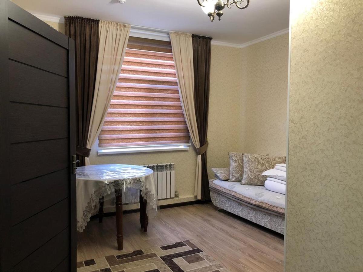 Keruen Hotell Taraz Exteriör bild